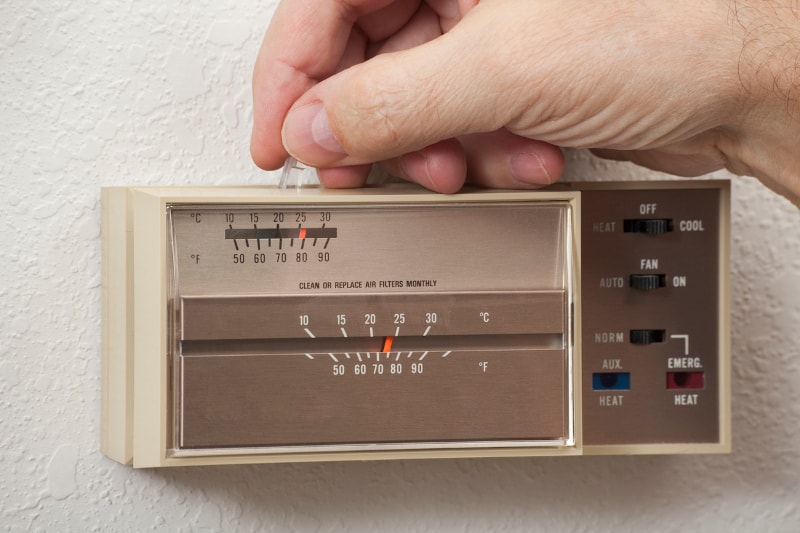 4 Problems Caused by Outdated HVAC Thermostats in Toano, VA
